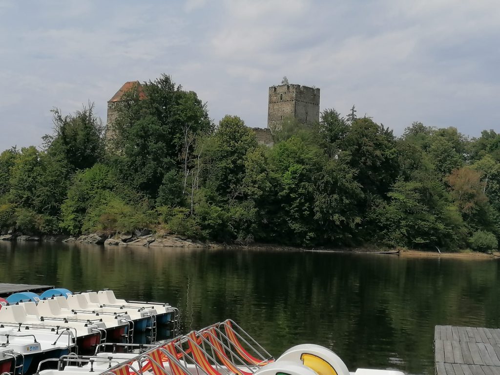 Wunderschöne Kulisse am Ottensteiner Stausee in Niederösterreich